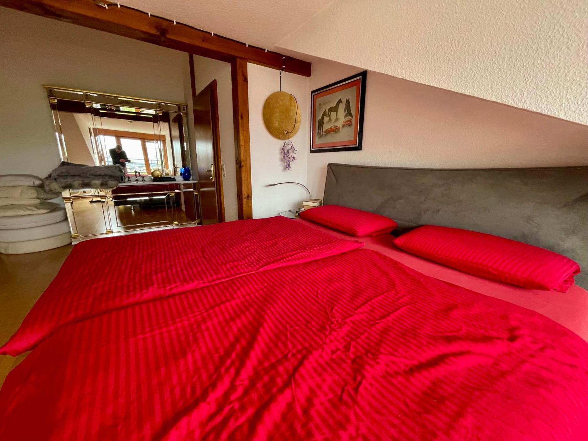 Wunderschoenes Grosses 3 Zimmer Apartament Zentrum Goldstadt Familienfreundlich Mit Garage Pforzheim Kültér fotó